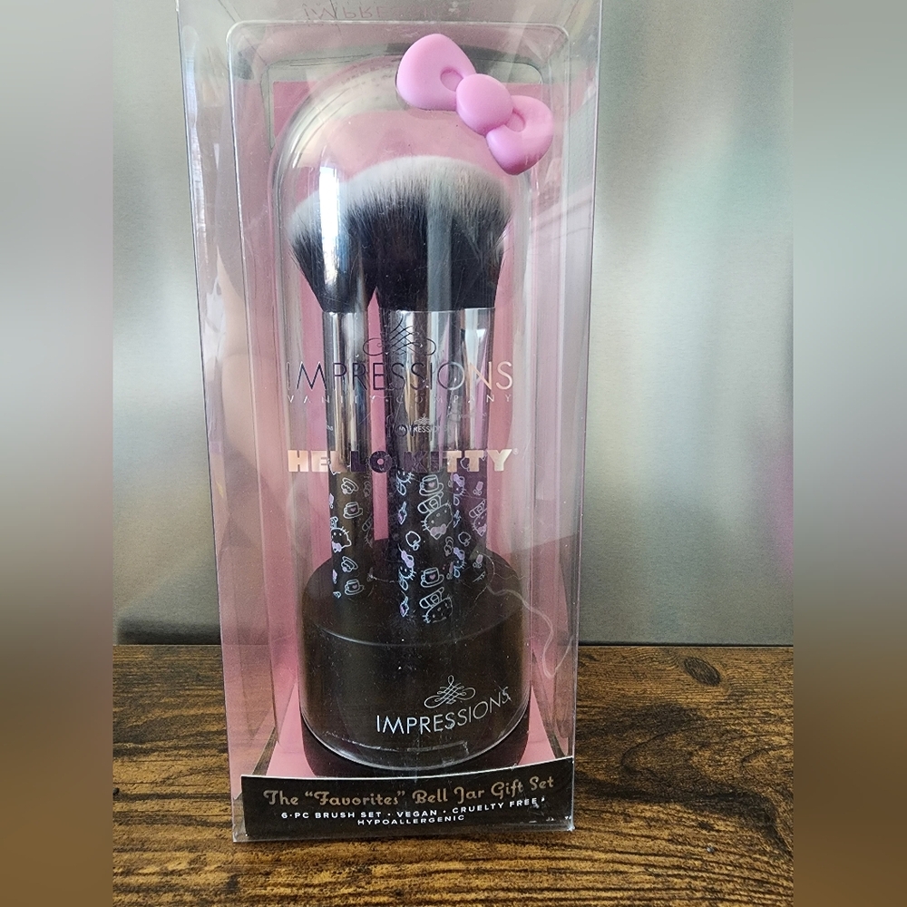 Hello Kitty New Brush Set 6pc